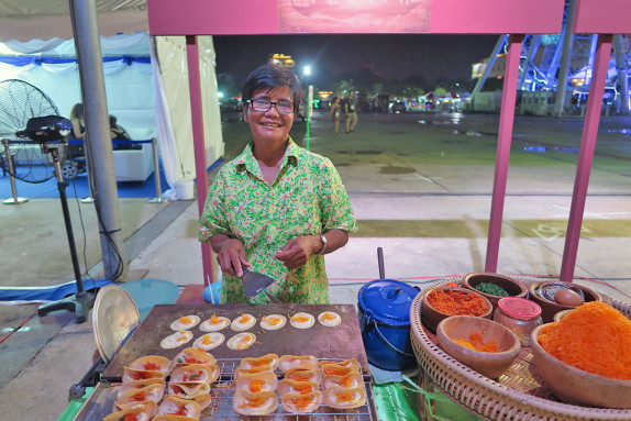 Street Food in Bangkok The Best Thai Cuisine  TravelGeekery